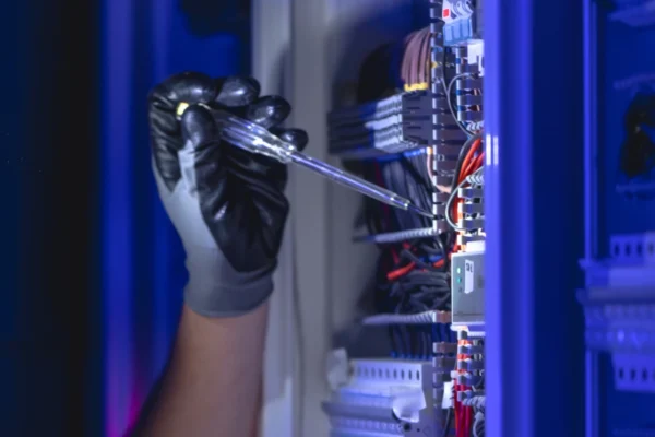 Imagenes de electricistas_ en Puebla